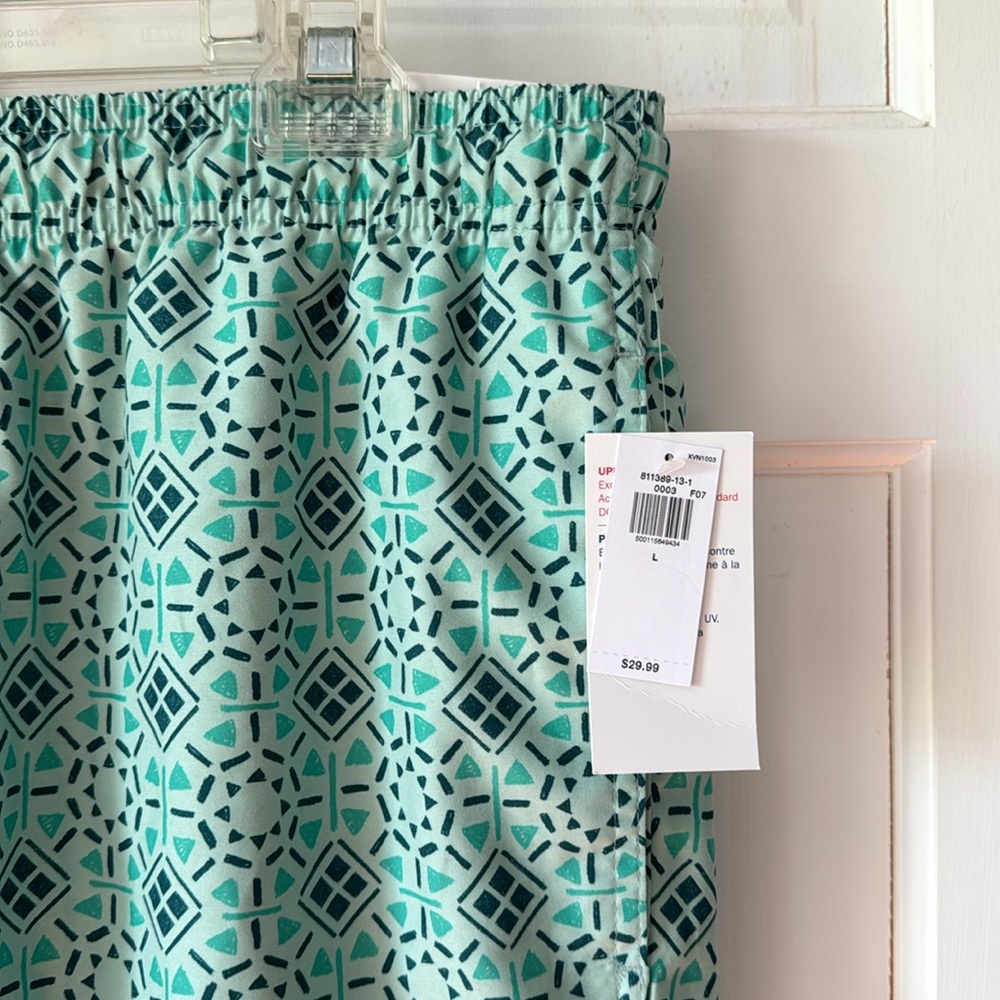 Old Navy Swim Trunks UPF 40. NWT Size Large - Picture 5 of 8